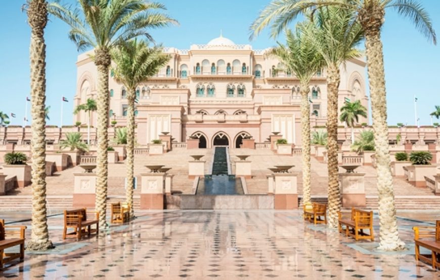 Abu Dhabi Tour with lunch at Emirates Palace Hotel