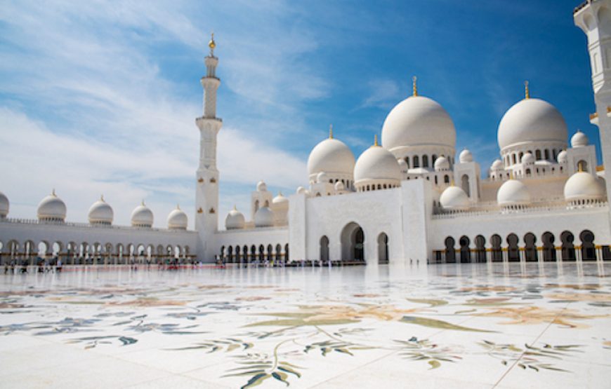 Abu Dhabi Tour with lunch at Emirates Palace Hotel